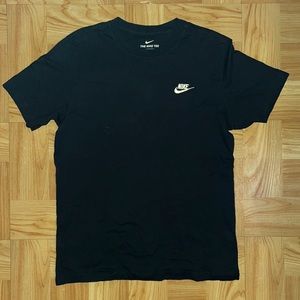 The Nike Tee Men’s